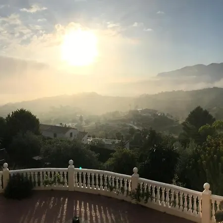 Views Apartment, Cortijo Fruitful Hills Apartment