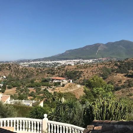 Views Apartment, Cortijo Fruitful Hills * Màlaga