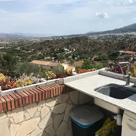Apartment Views Apartment, Cortijo Fruitful Hills Malaga